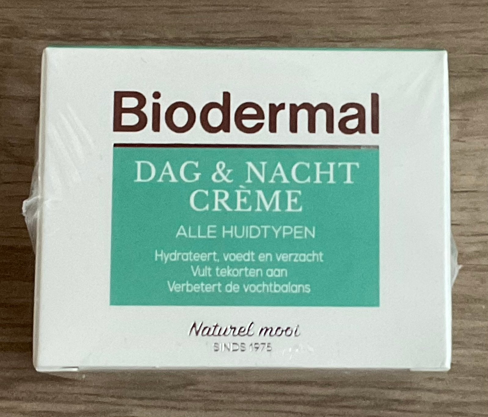 Biodermal Dag&Nachtcrème 50ml (nieuw), Ophalen of Verzenden, Nieuw, Gehele gezicht, Verzorging