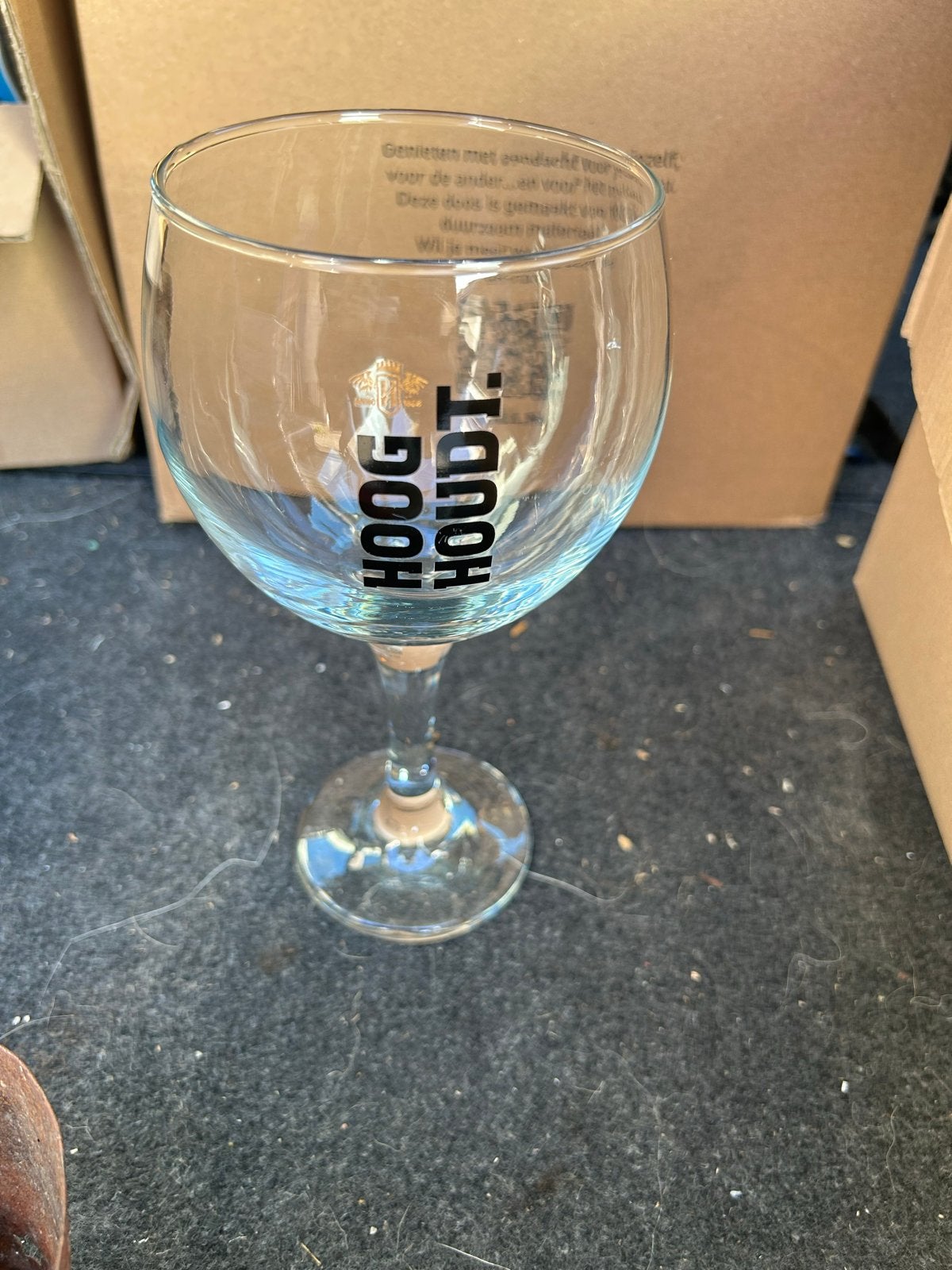 Bierglas 'Hoog Houdt.', Ophalen of Verzenden, Zo goed als nieuw, Glas