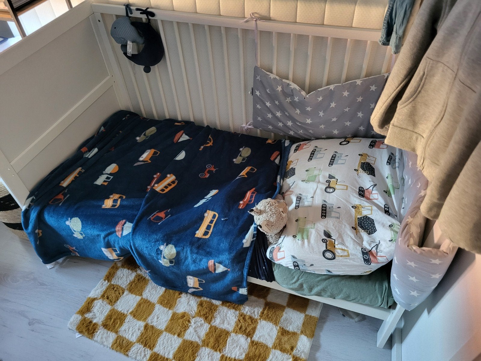 Kinderbed 140x70 cm - Wit met lattenbodem, Ophalen, Gebruikt, Eenpersoons, 90 cm