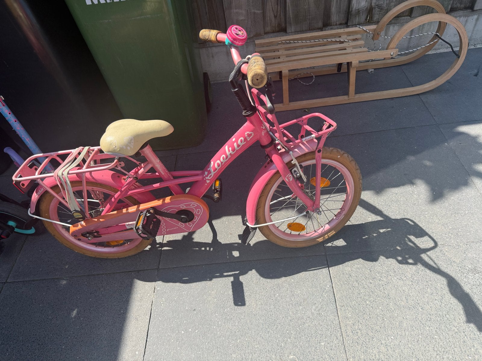 Meisjesfiets 16 inch - voorband lek, Frans ventiel, Ophalen, Gebruikt, 16 inch