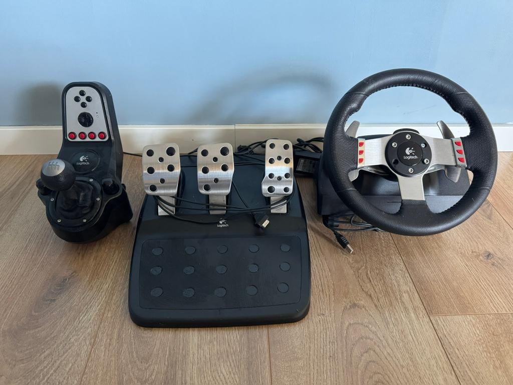 Logitech G27 - complete set met stuur, pedalen en shifter, Ophalen, Gebruikt, Logitech