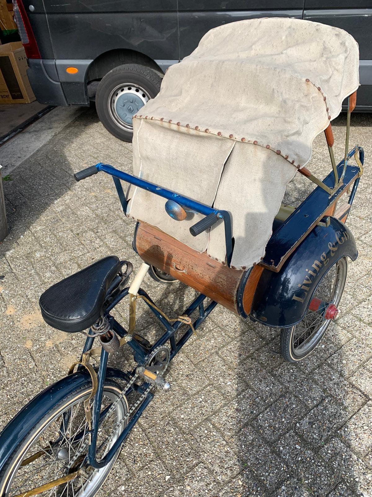 Te koop in goede staat een riksja fietstaxi, Ophalen, Zo goed als nieuw, 1 kind, Huif