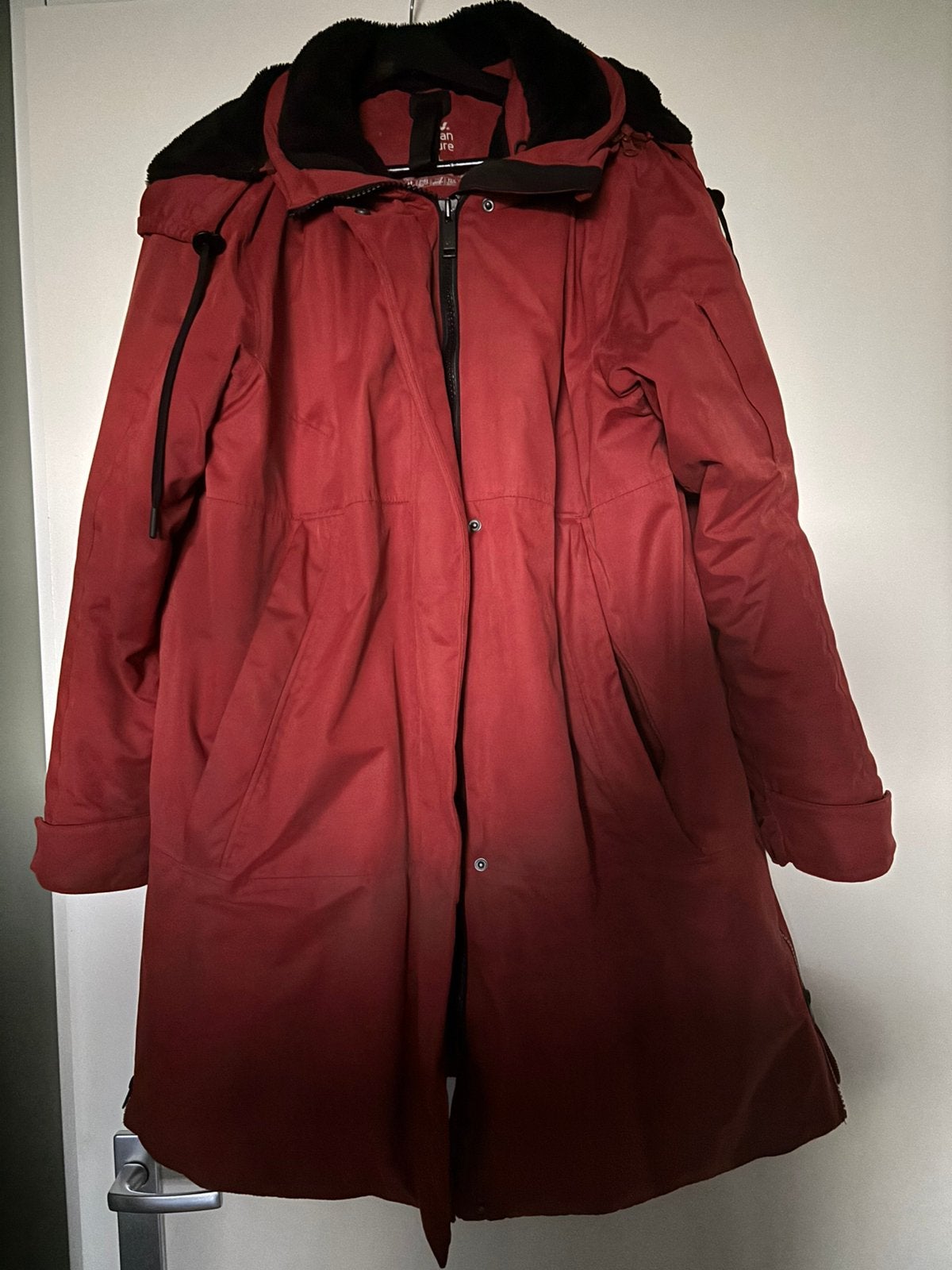 Winterjas dames, Kleding | Dames, Ophalen of Verzenden, Zo goed als nieuw, Maat 46/48 (XL) of groter, Rood