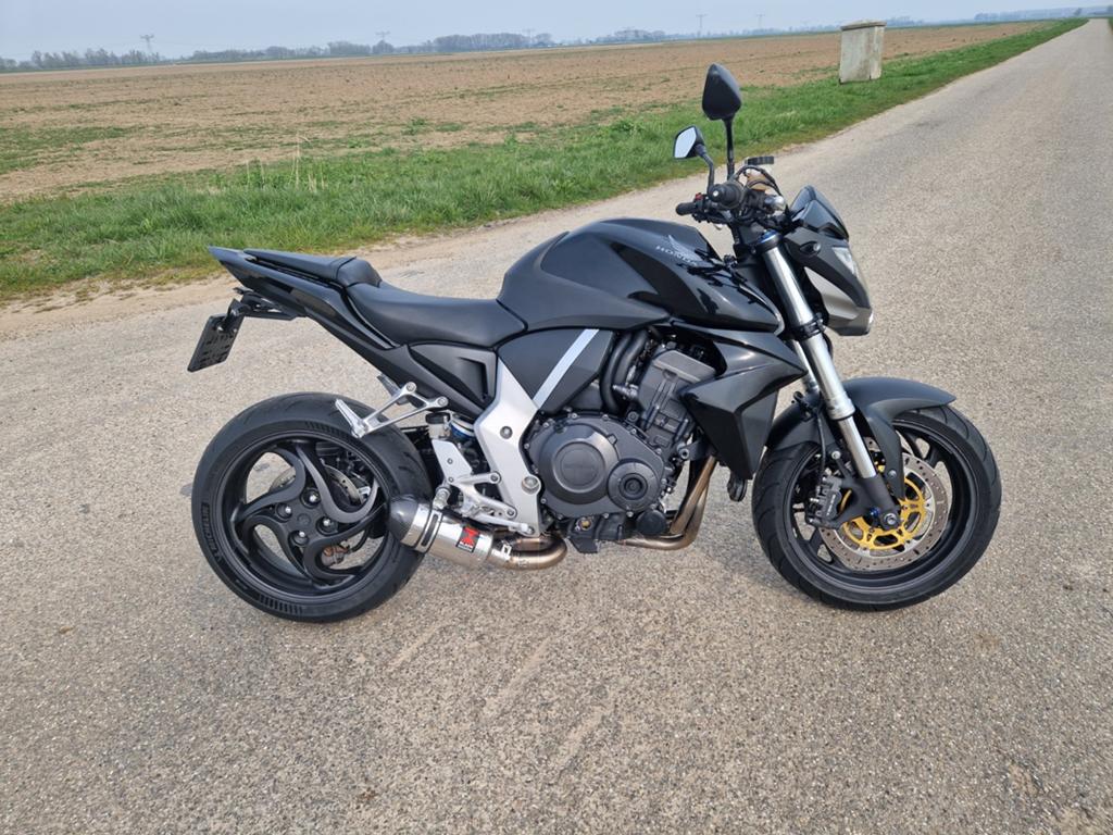Complete Honda cb1000r banden 2025 zgan inruil mogelijk, Sportuitlaat, Occasion, 4 cilinders, Motorrijbewijs A