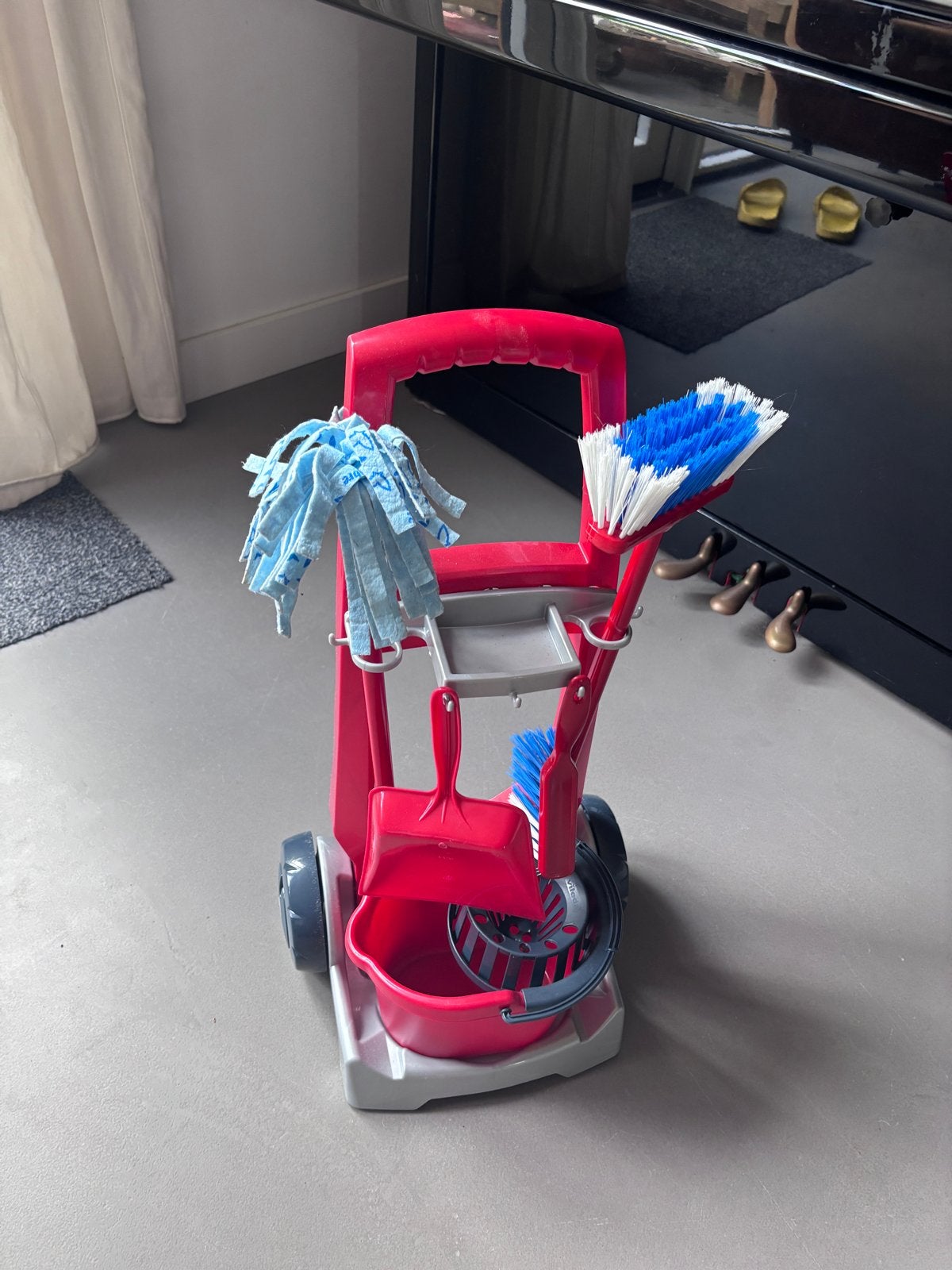 Speelgoed schoonmaakkar met accessoires, Ophalen, Zo goed als nieuw, Jongen of Meisje