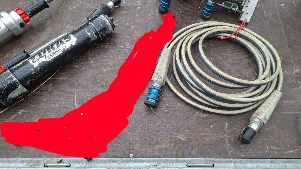 Lukas brandweer redgereedschap. vrachtwagens open te knippen, Ophalen, ., Zo goed als nieuw, .