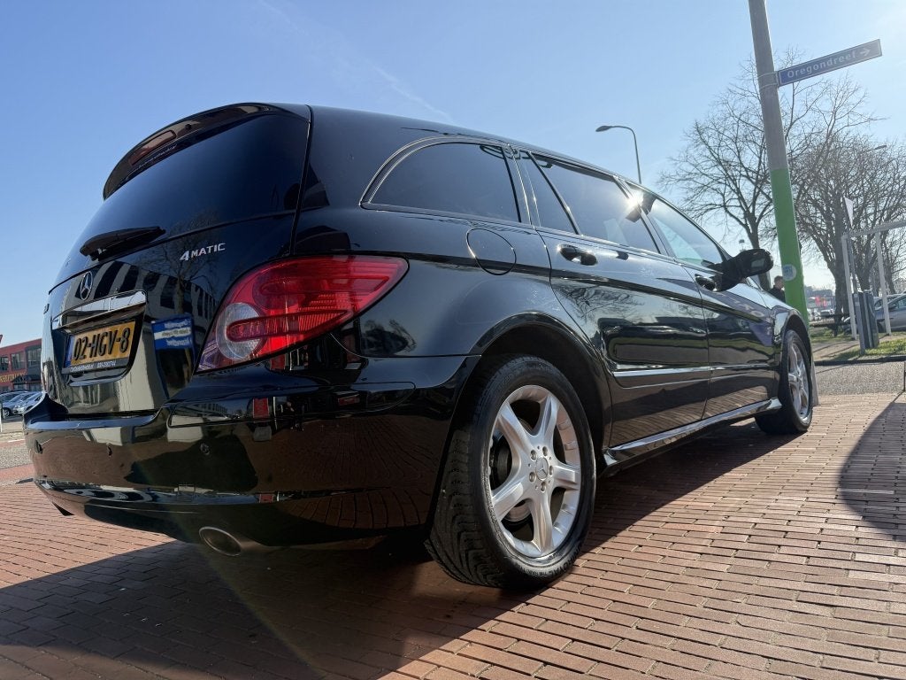 Mercedes-Benz R-Klasse 35 Lang 4-Matic (bj 2006, automaat), Auto's, Automaat, 138 €/maand, Zwart, Leder