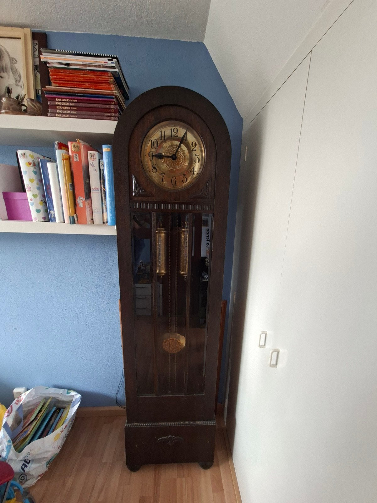 Antieke staande klok van Osmin Brenner, Leipzig., Ophalen