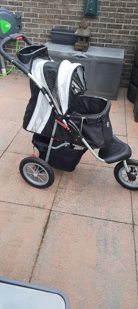 Honden buggy zo goed als nieuw. Beller is sneller., 15 weken tot 1 jaar, Eén hond, Nederland, Particulier