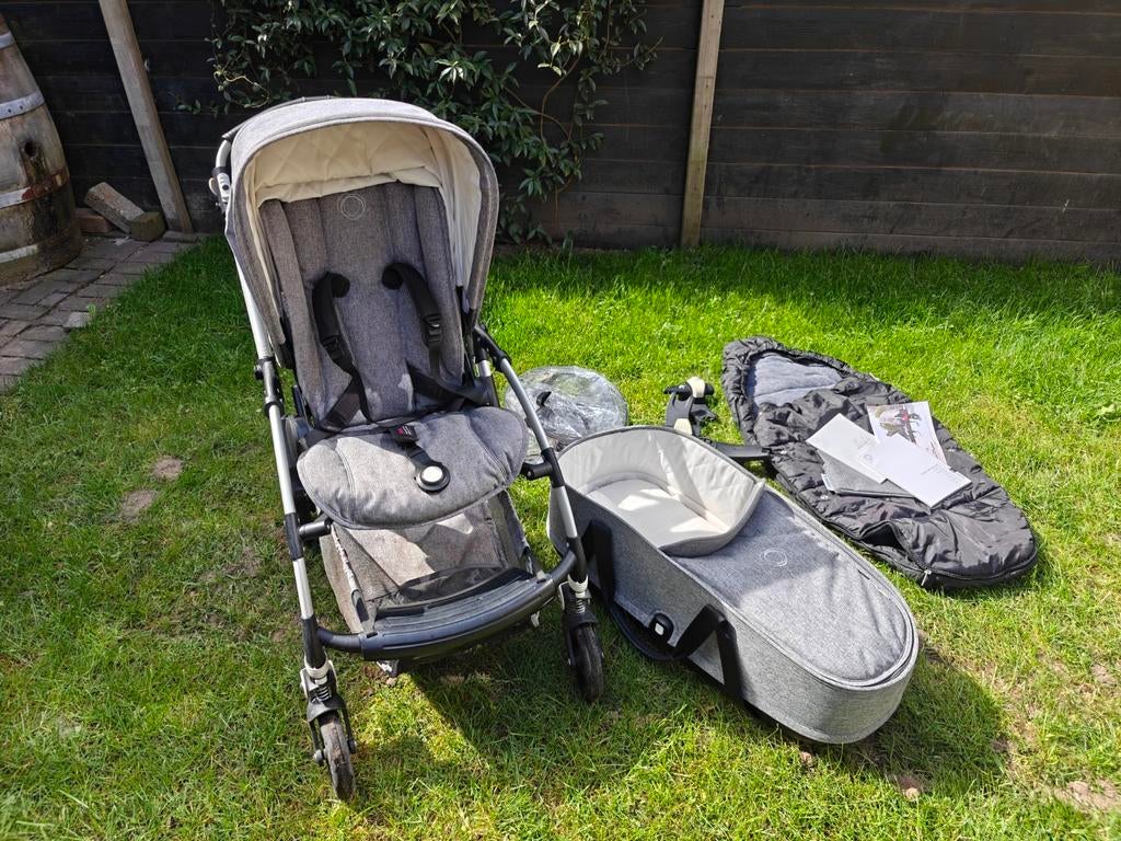 Bugaboo Bee5 Combiwagen met reiswieg en accessoires, Bugaboo, Ophalen of Verzenden, Zo goed als nieuw, Combiwagen