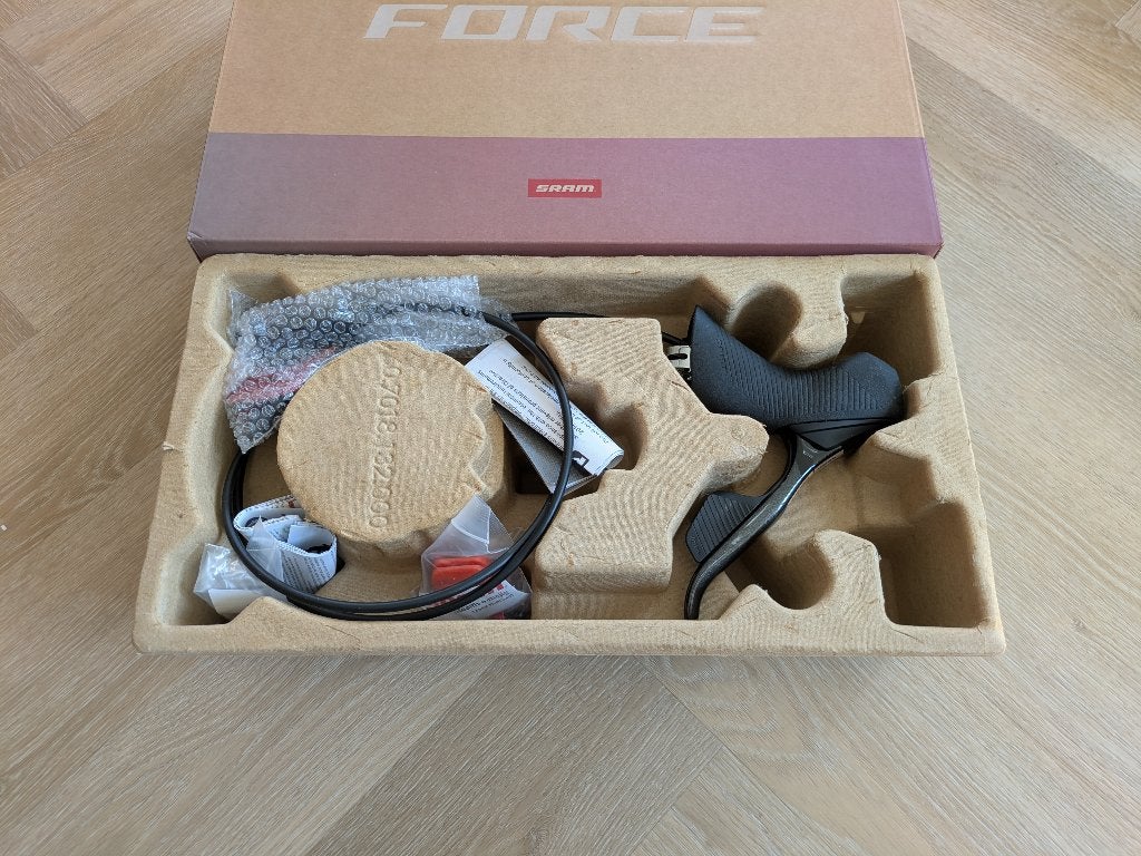 SRAM Force AXS D2 shifter (rechts) en remklauw (voor), Fietsen en Brommers, Fietsonderdelen, Overige typen, Nieuw, Ophalen of Verzenden