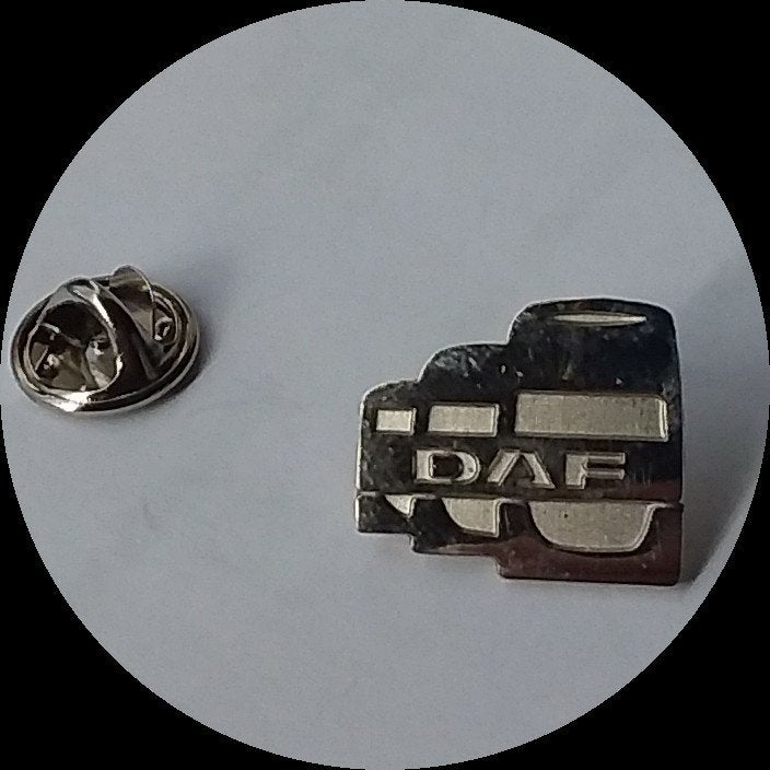 DAF 3x pin, verchroomd, Verzamelen, Speldjes, Pins en Buttons, Ophalen of Verzenden, Zo goed als nieuw, Transport, Speldje of Pin