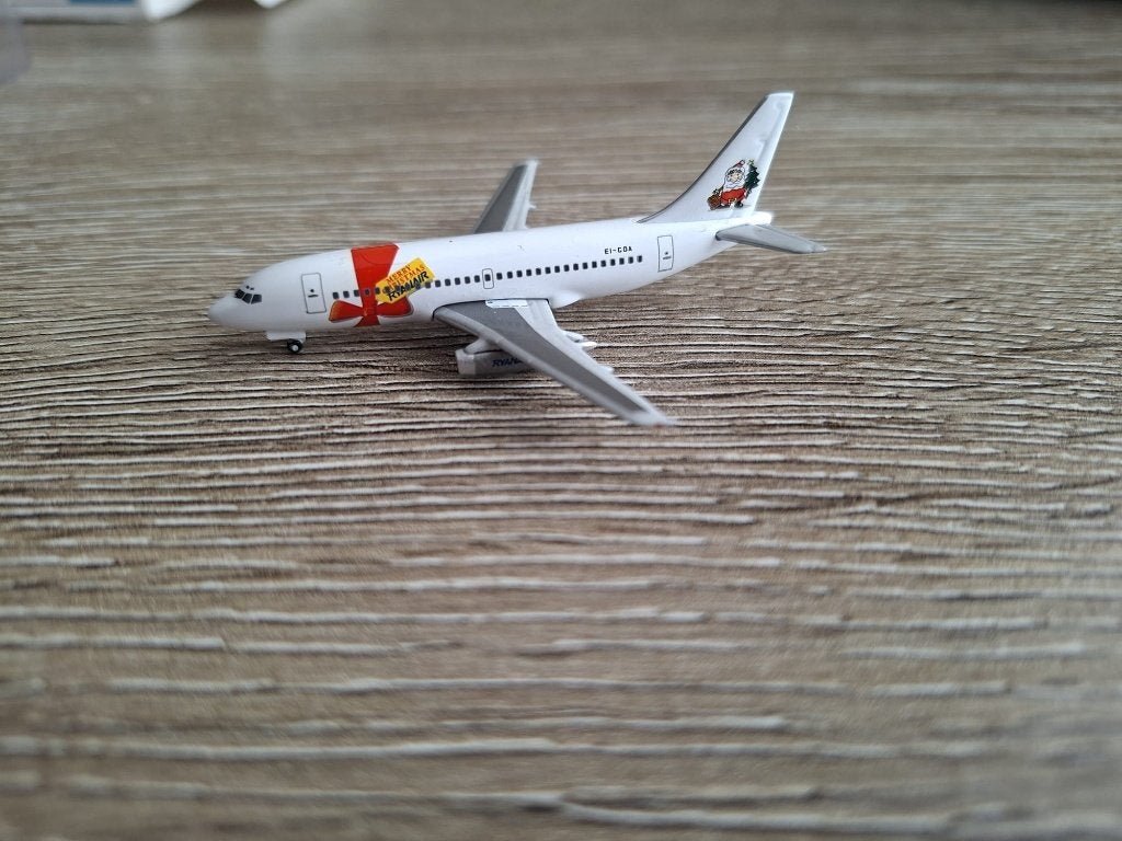 Herpa 1:500 Ryanair Boeing 737-200 Reg: EI-COA Schaal 1:500, Verzamelen, Ophalen, Zo goed als nieuw, Schaalmodel