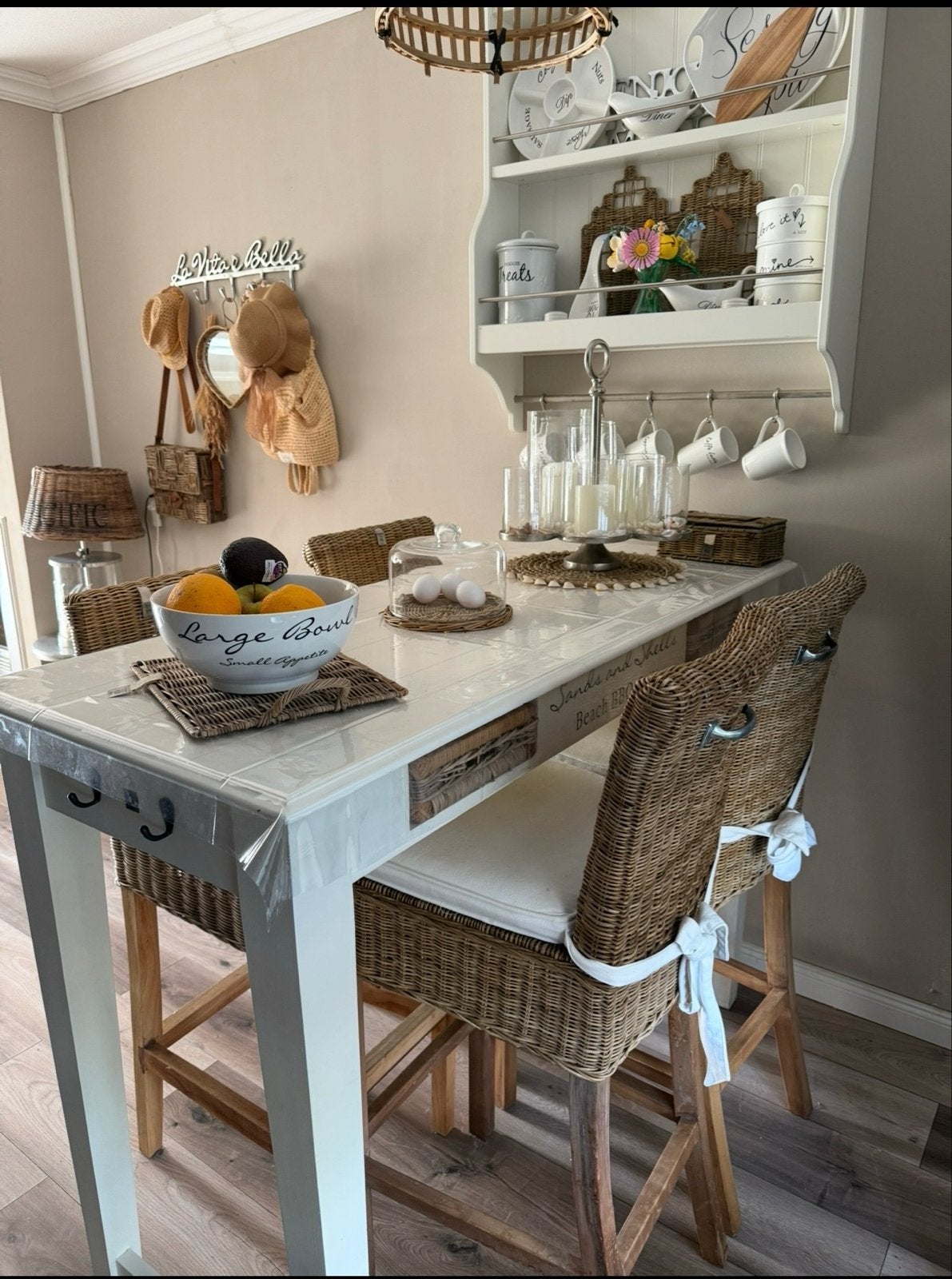 Rivièra Maison bartafel + 6 rieten barstoelen, Ophalen, Gebruikt, 100 tot 150 cm, 50 tot 100 cm