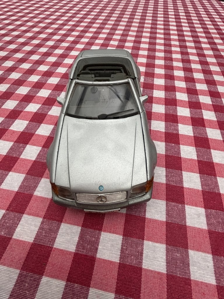 Maisto 1:24 Mercedes-Benz SL500 Diecast Model, Ophalen of Verzenden, Nieuw, Auto, Maisto