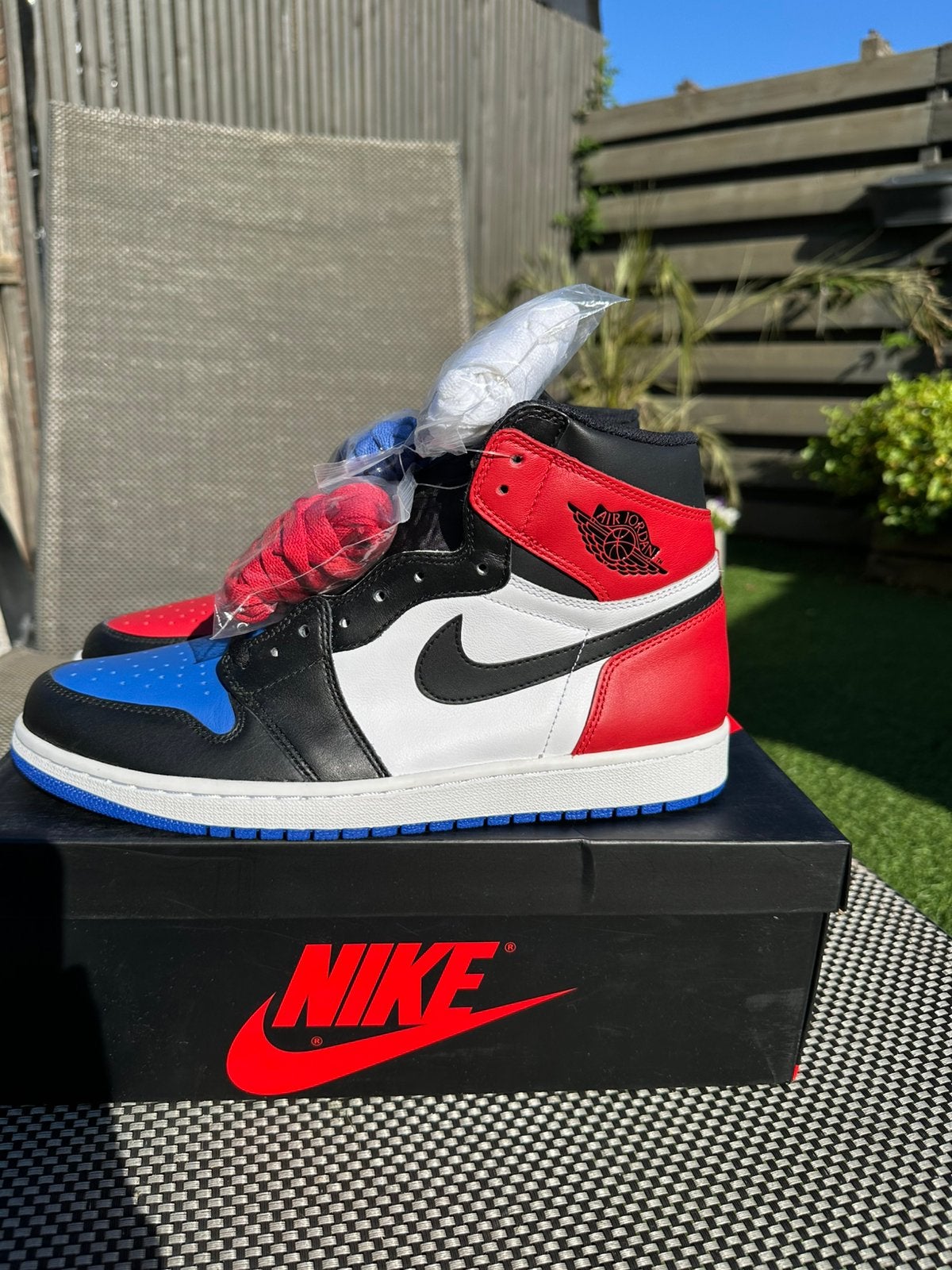 Jordan 1 High “Top 3” 45, Overige kleuren, Nieuw, Ophalen of Verzenden, Sneakers of Gympen
