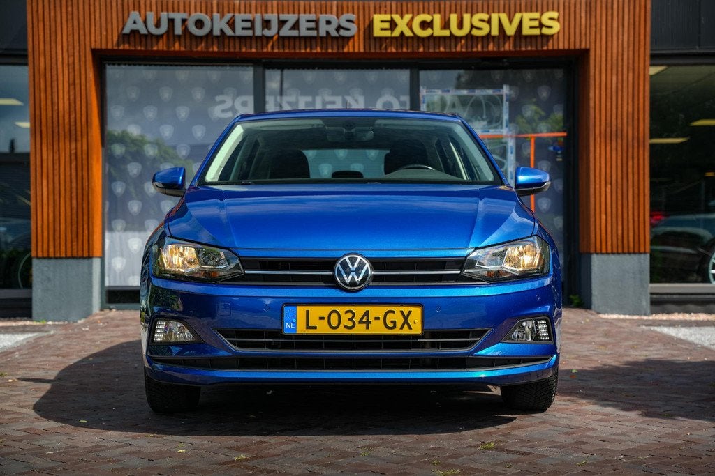 Volkswagen Polo 1.0 TSI Comfortline Navigatie Carplay Adapti, Voorwielaandrijving, Gebruikt, Blauw, 49 €/maand