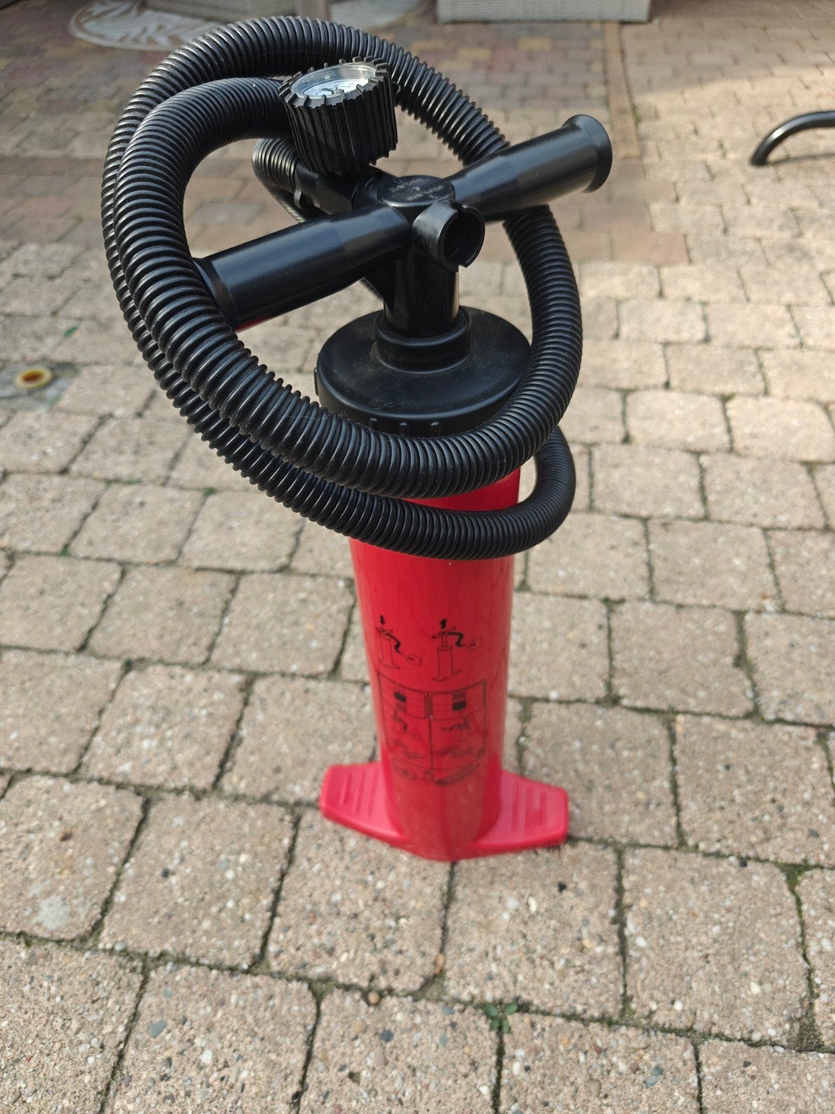 Decathlon Quechua Handpomp 5.2L met Drukmeter, Ophalen of Verzenden, Gebruikt, Handmatig