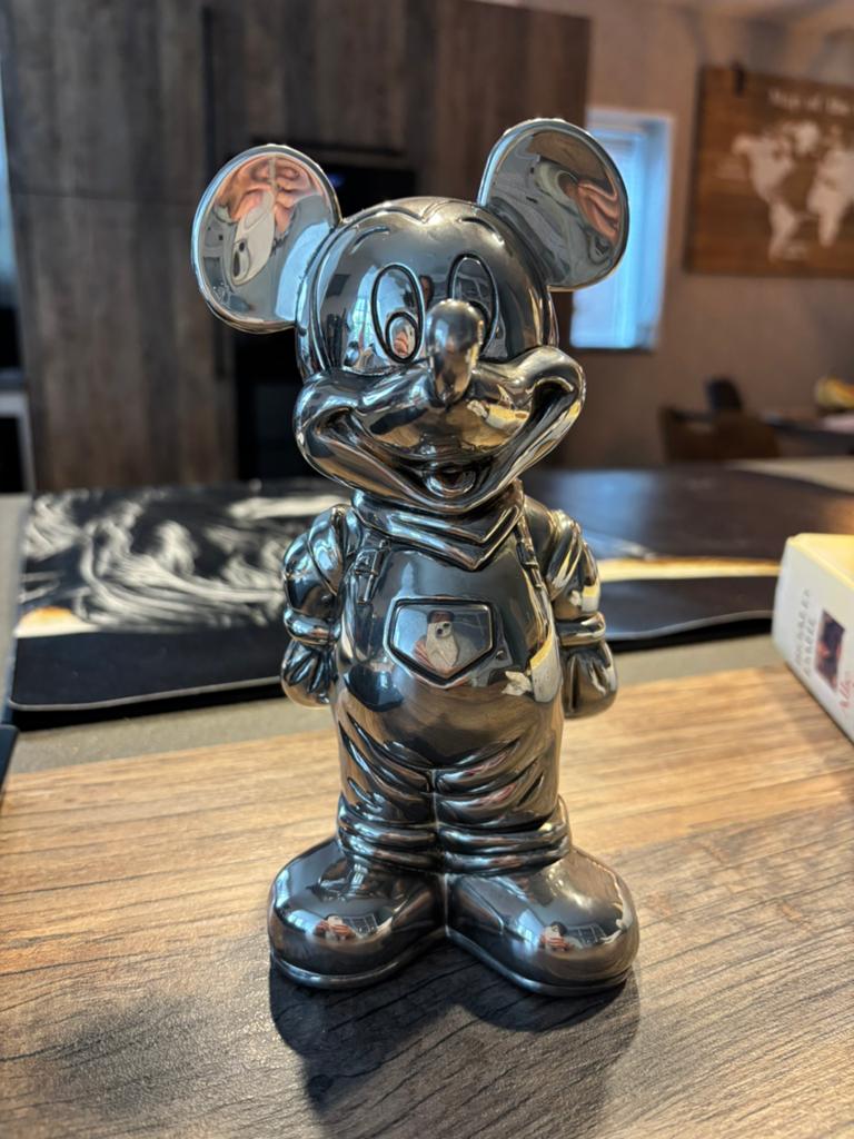 Spaarpot Mickey mouse zilver, Verzamelen, Spaarpotten, Ophalen of Verzenden, Zo goed als nieuw, Overige materialen, Strip- of Tekenfilmfiguur