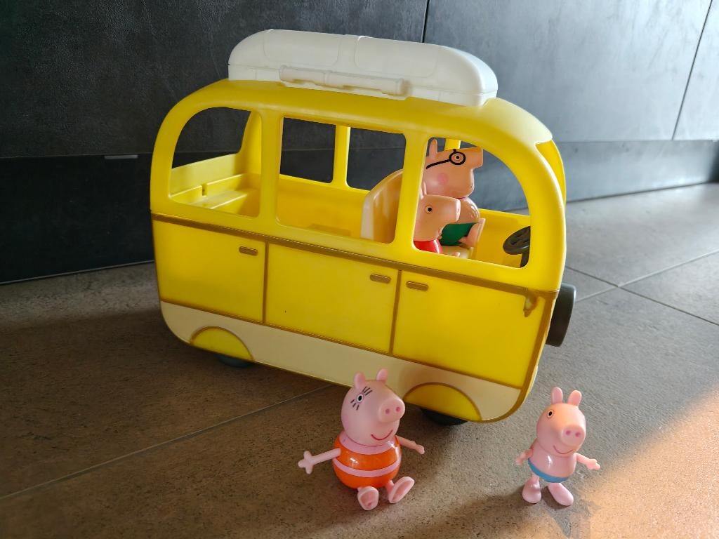 Peppa pig bus (4 figuurtjes), Ophalen, Gebruikt