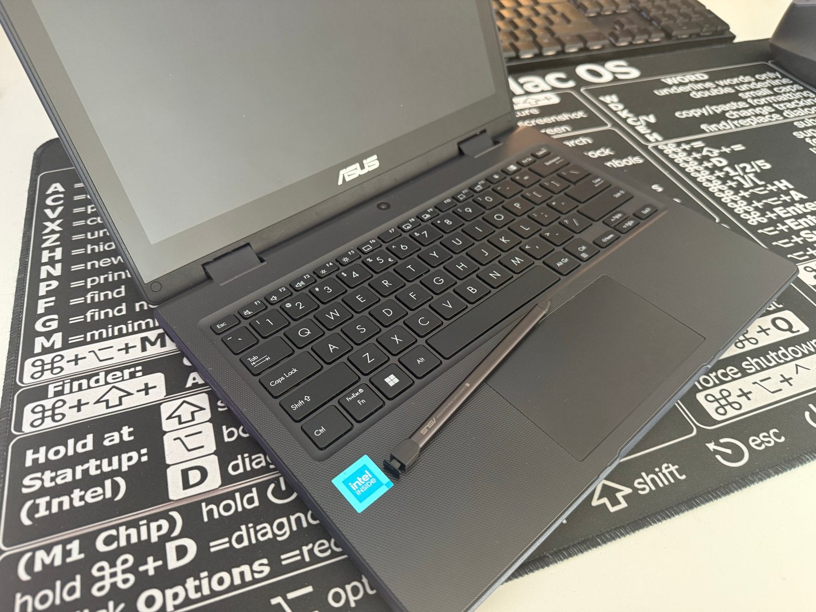 ASUS ExpertBook BR1204FG school laptop rugged, Computers en Software, Windows Laptops, Gebruikt, 10 inch of minder, SSD, Minder dan 2 Ghz