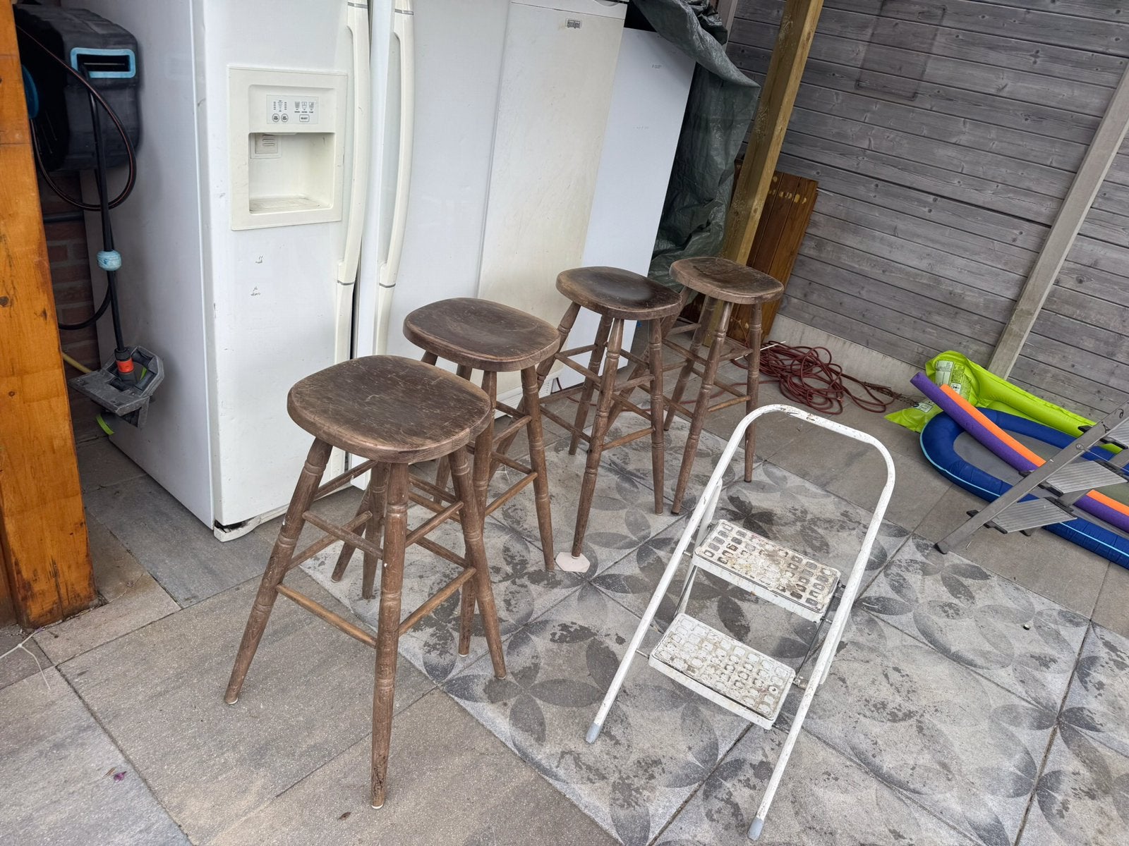 Barkrukken, 2 krukken, Ophalen, 60 tot 90 cm