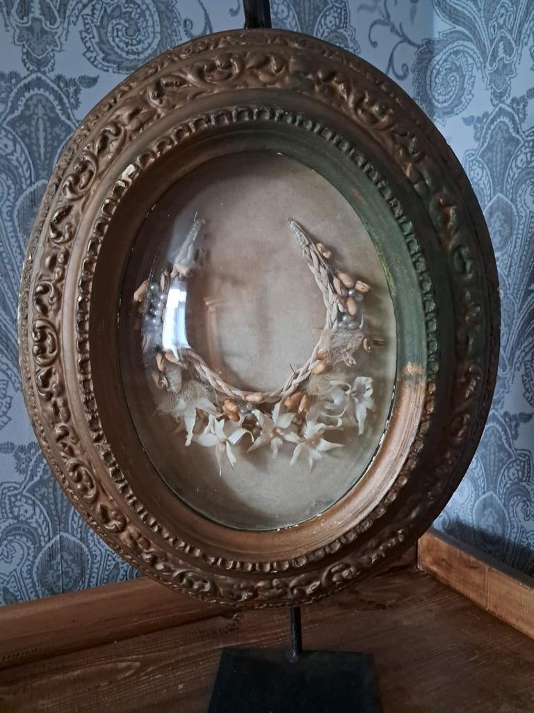 Antieke wassenkroon in bollijst, Ophalen of Verzenden