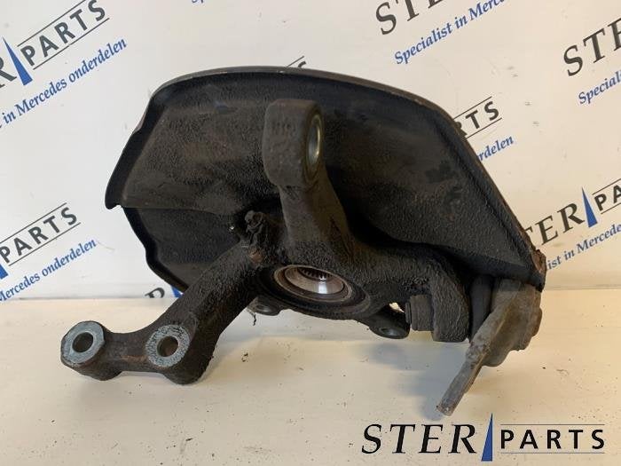 Fusee links-voor van een Mercedes B-Klasse, Auto-onderdelen, Gebruikt, -, Ophalen of Verzenden, -