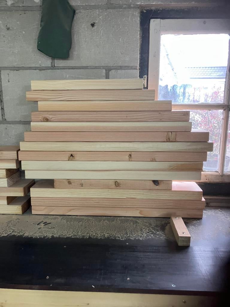 Rest stukken douglas hout nieuw hout, Ophalen, Minder dan 25 mm, Nieuw, Plank