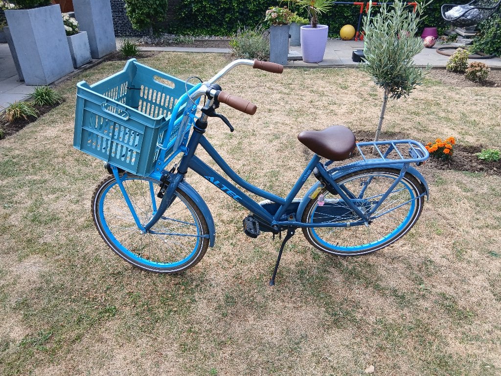Meisjesfiets 24 inch, Fietsen en Brommers, Fietsen | Meisjes, Ophalen, Terugtraprem, Altec, Handrem