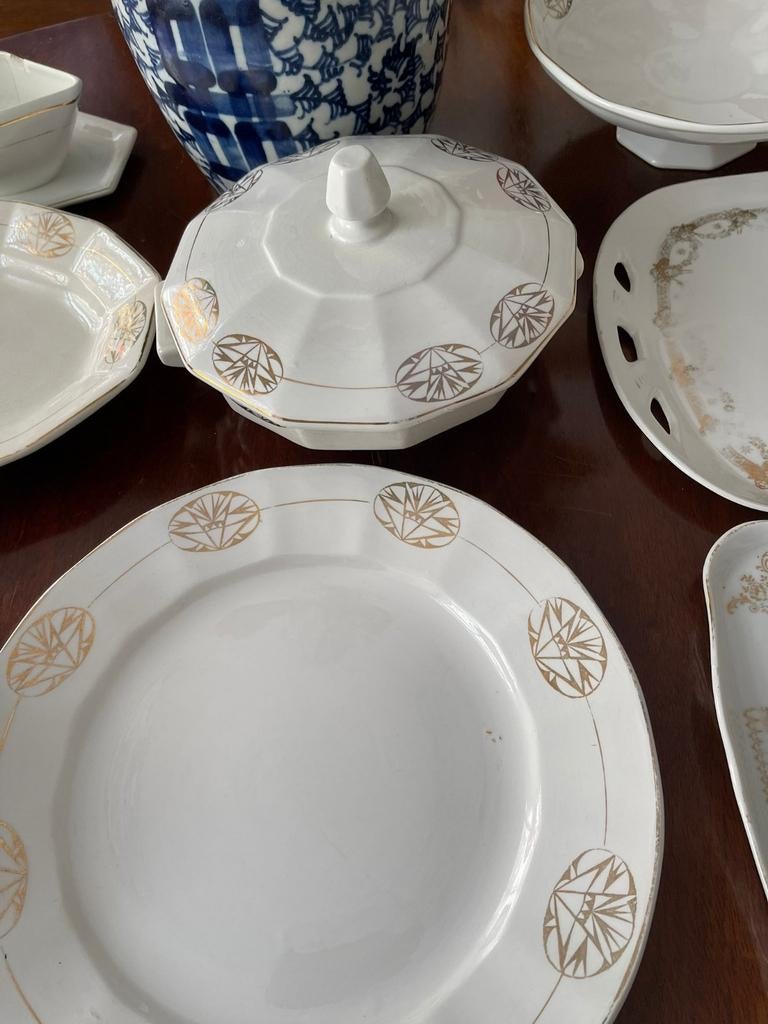 Servies uit ong.1920 Belgisch Gemerkt 22 delig, Antiek en Kunst, Ophalen