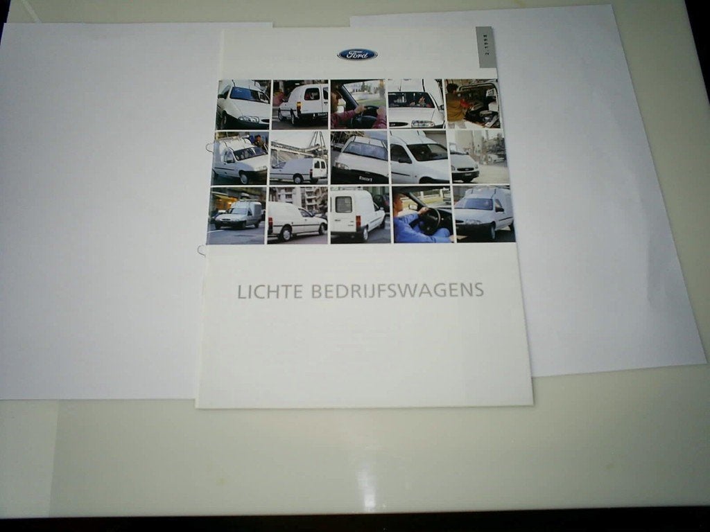 Ford Lichte Bedrijfs Wagens 1998 24 pag., Verzenden, Zo goed als nieuw, Ford