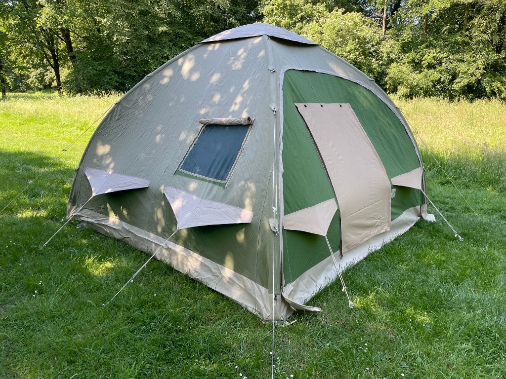 Karsten oppomp tent 3,5 x 3,5 mtr + voortent, Ophalen, Gebruikt, Tot en met 6
