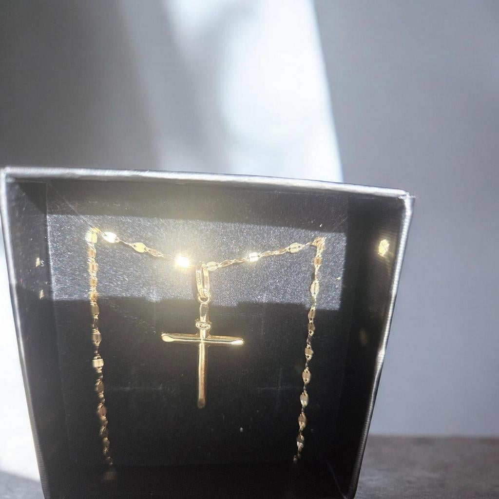 Gouden ketting met kruis hanger, Ophalen of Verzenden, Zo goed als nieuw, Kruis of Symbool, Goud