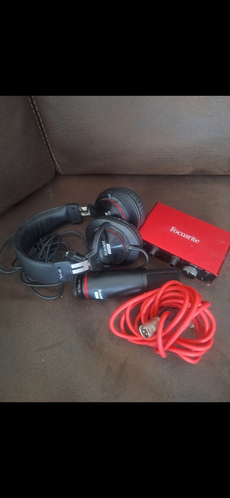 Focusrite Scarlett Studio Set, Ophalen of Verzenden, Gebruikt, Studiomicrofoon
