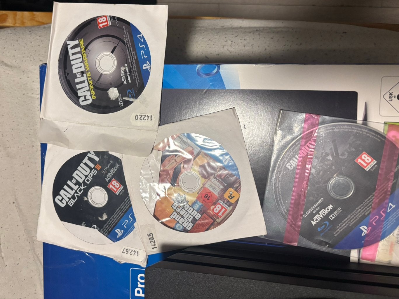 Playstation 4 pro 1tb met 2 jaar garantie, Ophalen, Zo goed als nieuw, PSP 3000