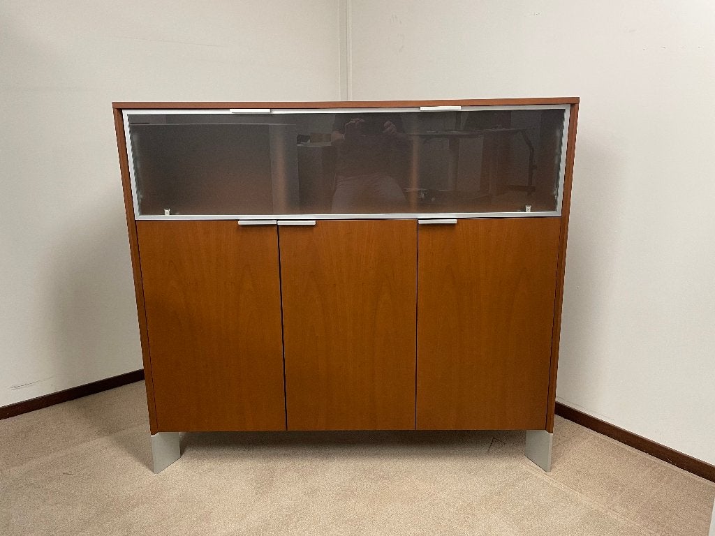 Balma dressoirkast, Huis en Inrichting, Kasten | Dressoirs, Ophalen, 100 tot 150 cm, Zo goed als nieuw, 25 tot 50 cm