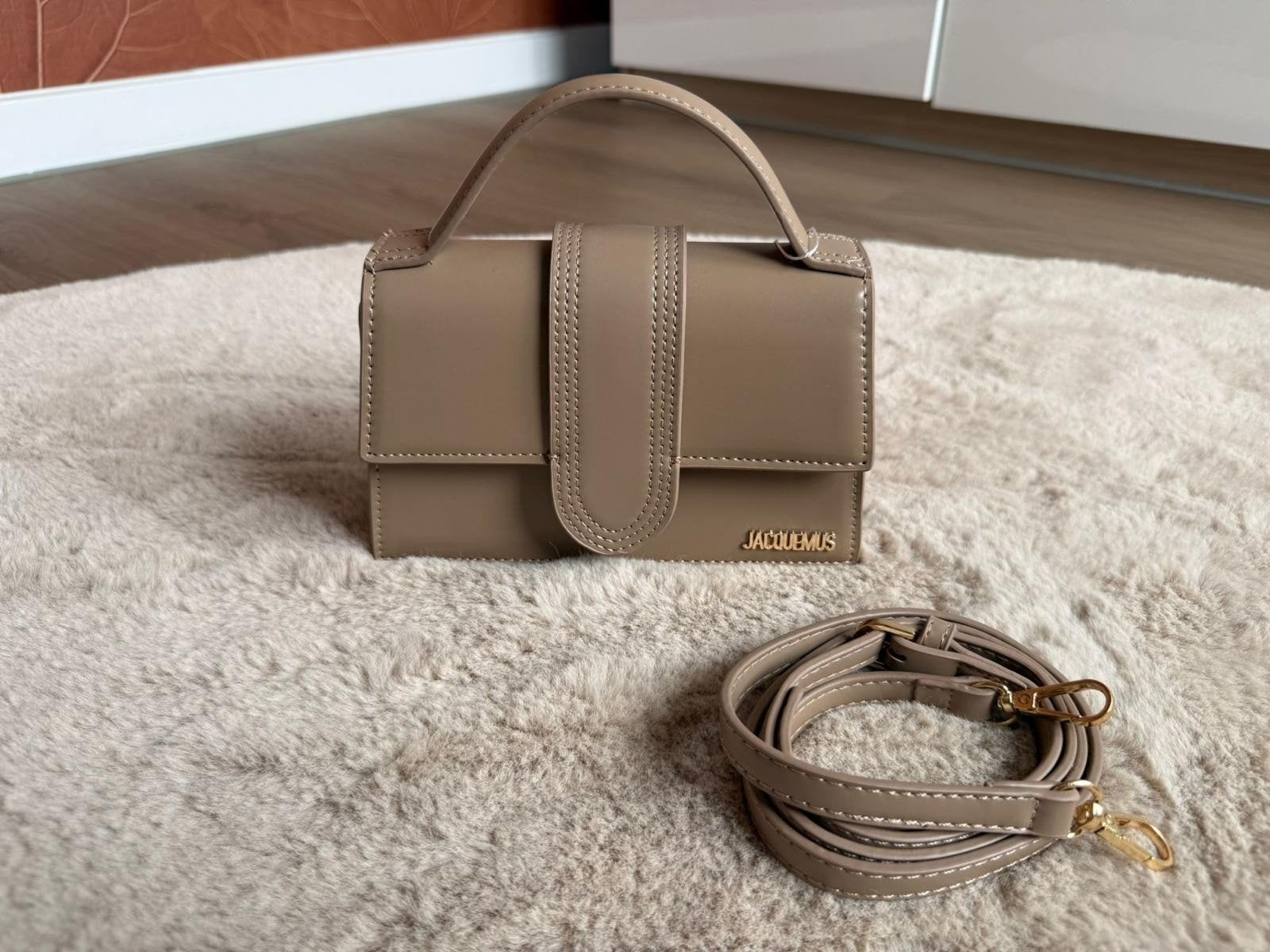 Jacquemus Le Chiquito tasje - Beige, Ophalen of Verzenden, Nieuw, Beige, Avondtasje