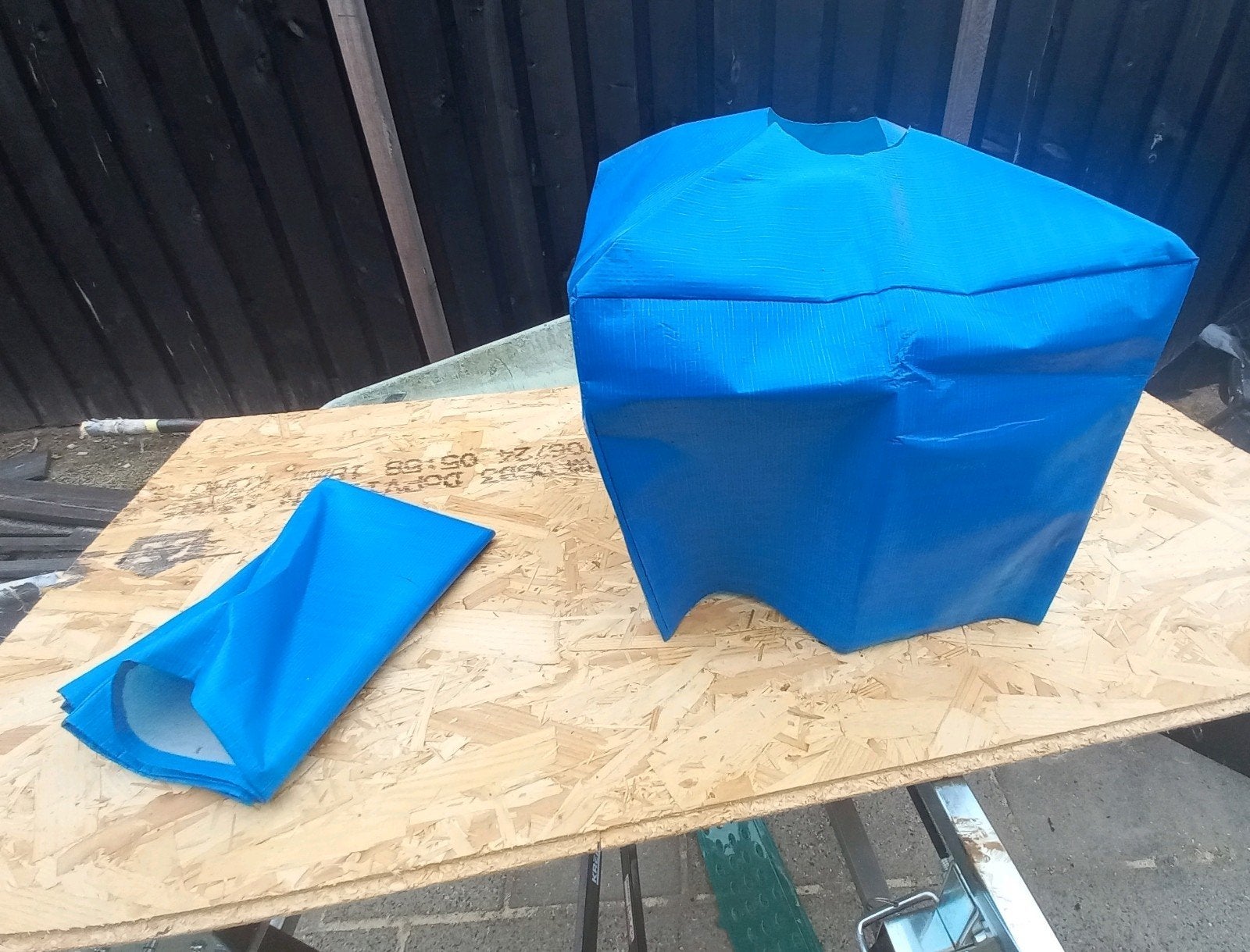 hoezen voor TT kooien, Ophalen of Verzenden, Zo goed als nieuw, Kooi-accessoires