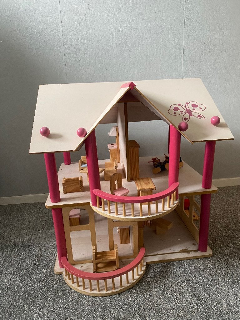 Houten poppenhuis met meubeltjes, Kinderen en Baby's, Speelgoed | Poppenhuizen, Ophalen, Gebruikt, Poppenhuis