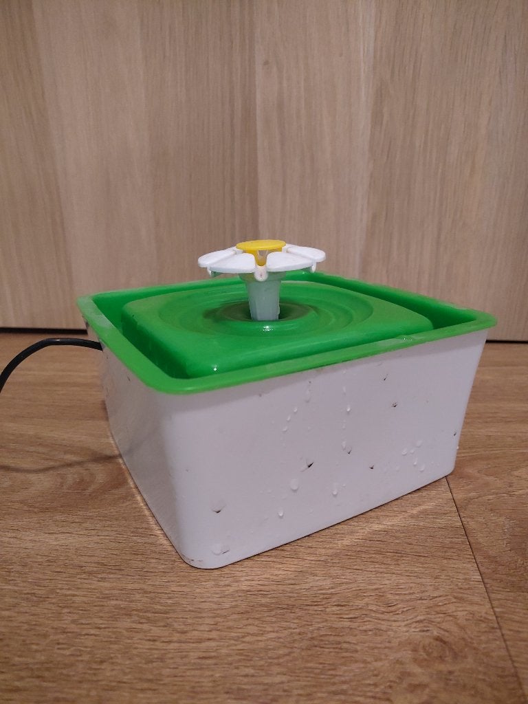 Drinkfontein voor katten, Dieren en Toebehoren, Kattenvoerbakken en Drinkbakken, Ophalen of Verzenden, Automatisch, Gebruikt