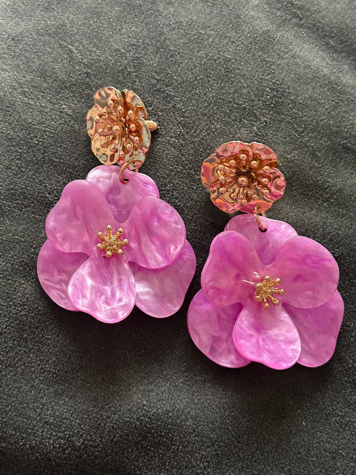 Grote bloem oorbellen goud en rose, Ophalen of Verzenden, Nieuw, Goud, Overige materialen