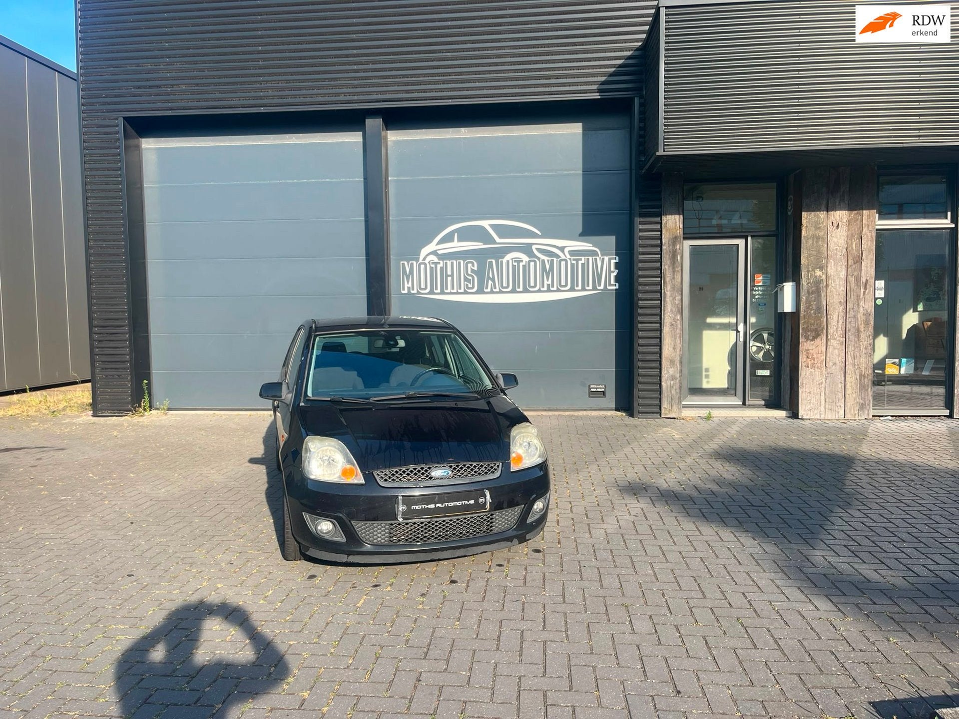 Ford Fiesta 1.3-8V Futura, Auto's, 1299 cc, Stof, Zwart, 4 cilinders