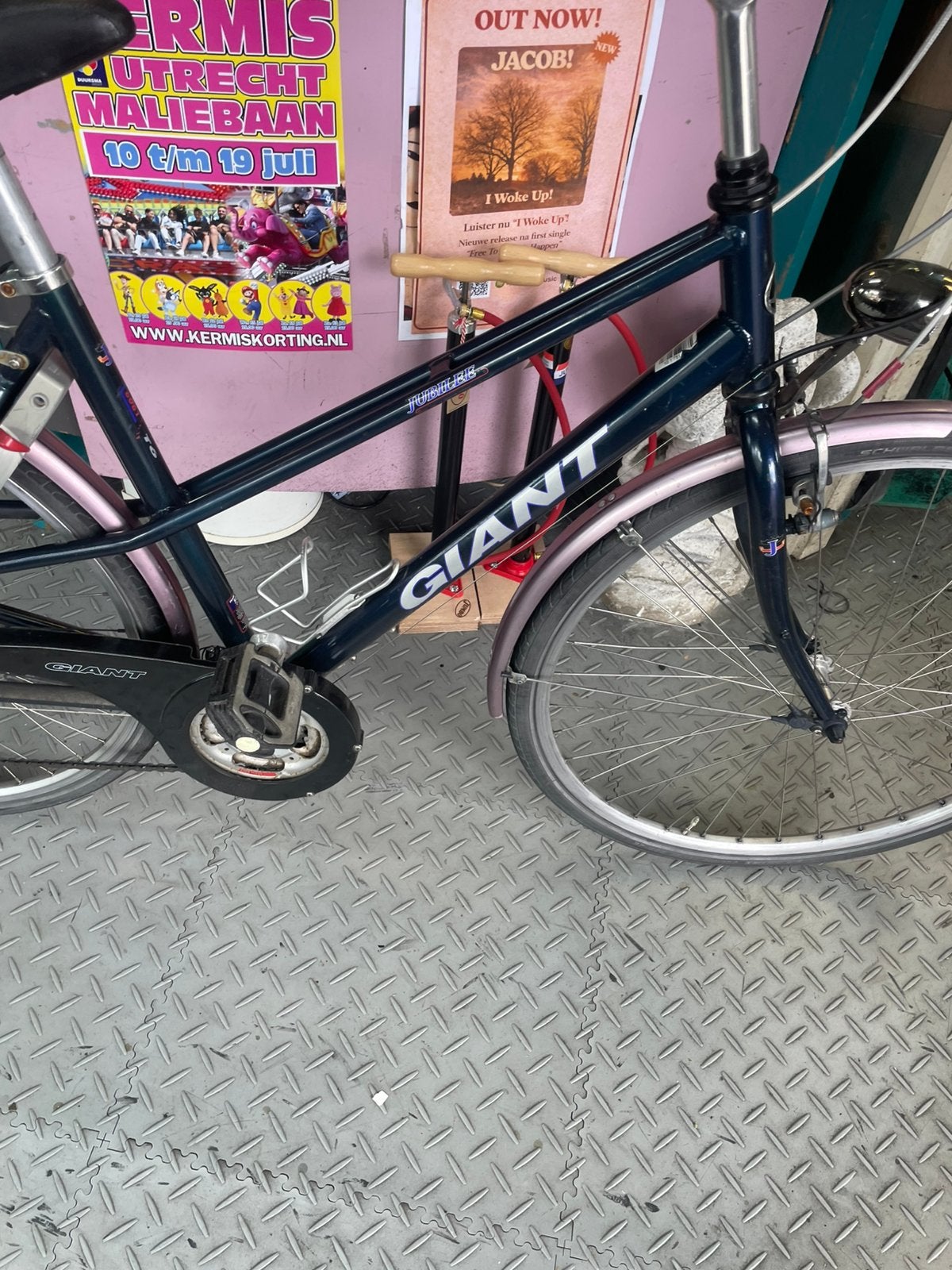 Giant damesfiets laag frame 50 cm 3x8 versnellingen, Fietsen en Brommers, Ophalen, Gebruikt, Versnellingen, Giant