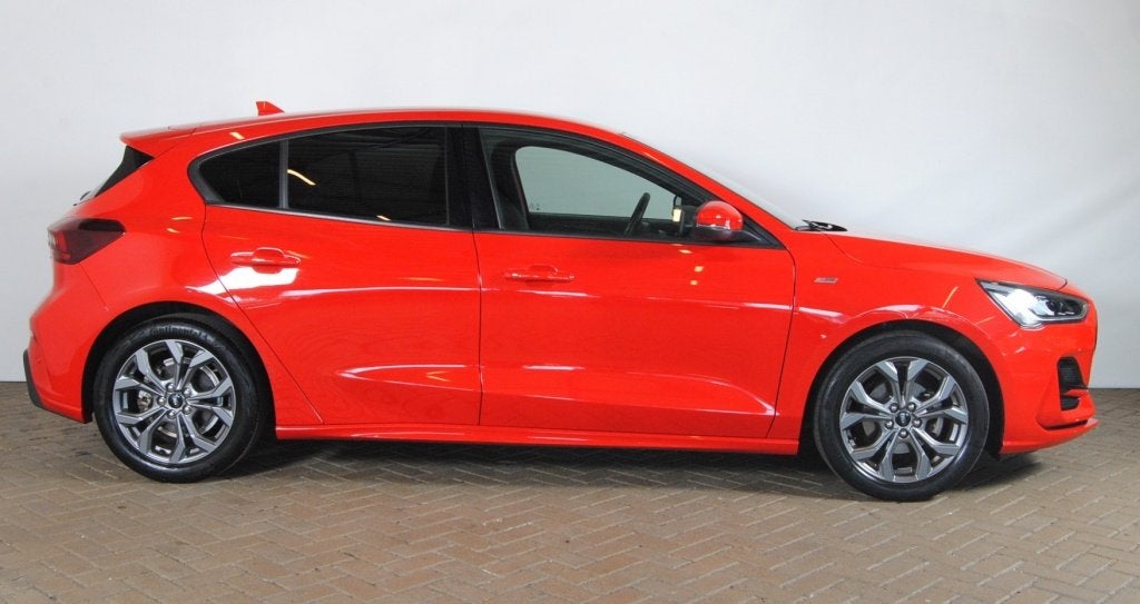Ford Focus 1.0 EBH ST Line X | Carplay | Camera | Groot sche, Gebruikt, Euro 6, Origineel Nederlands, Bedrijf