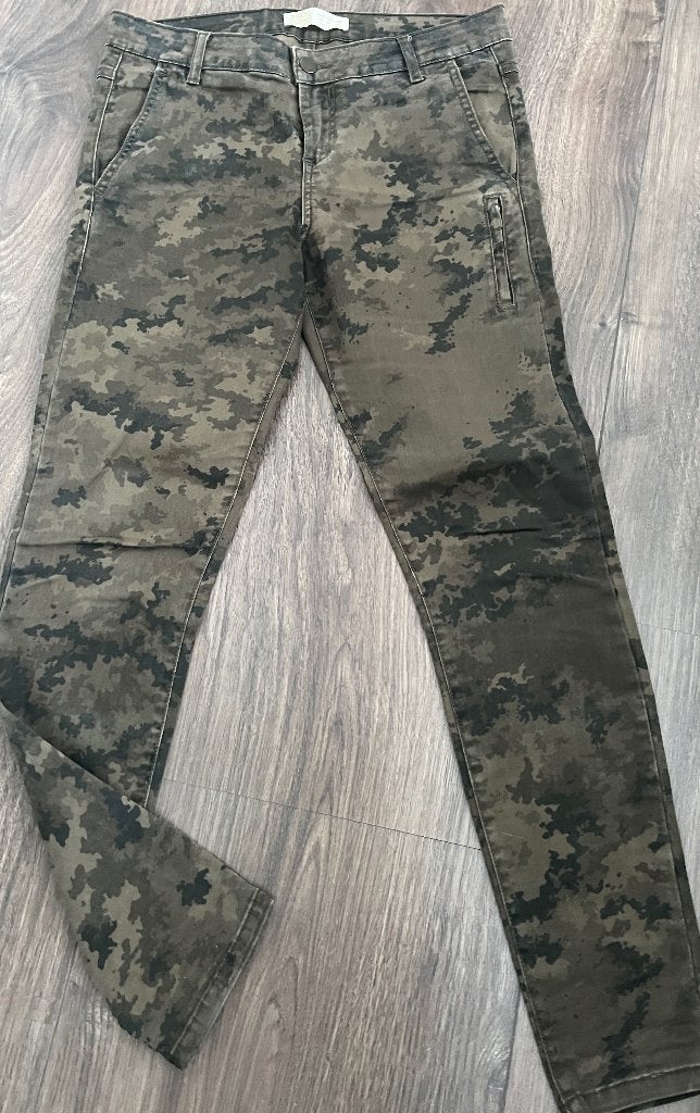 Zara groene camouflage print lage stoere chino nieuw S, H&M, Verzenden, Nieuw, Maat 36 (S)