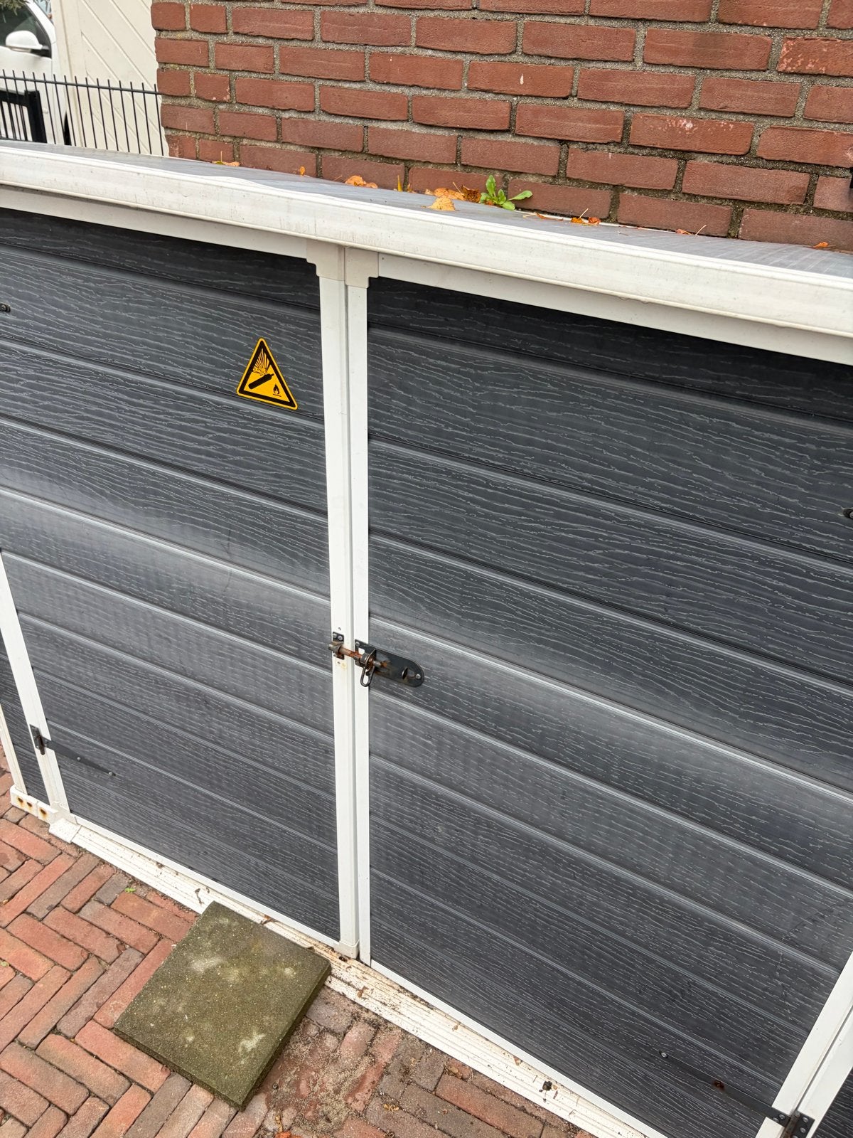 Compact tuinschuurtje voor kussens en tuinspullen, Ophalen, Gebruikt, Kunststof, Overige typen