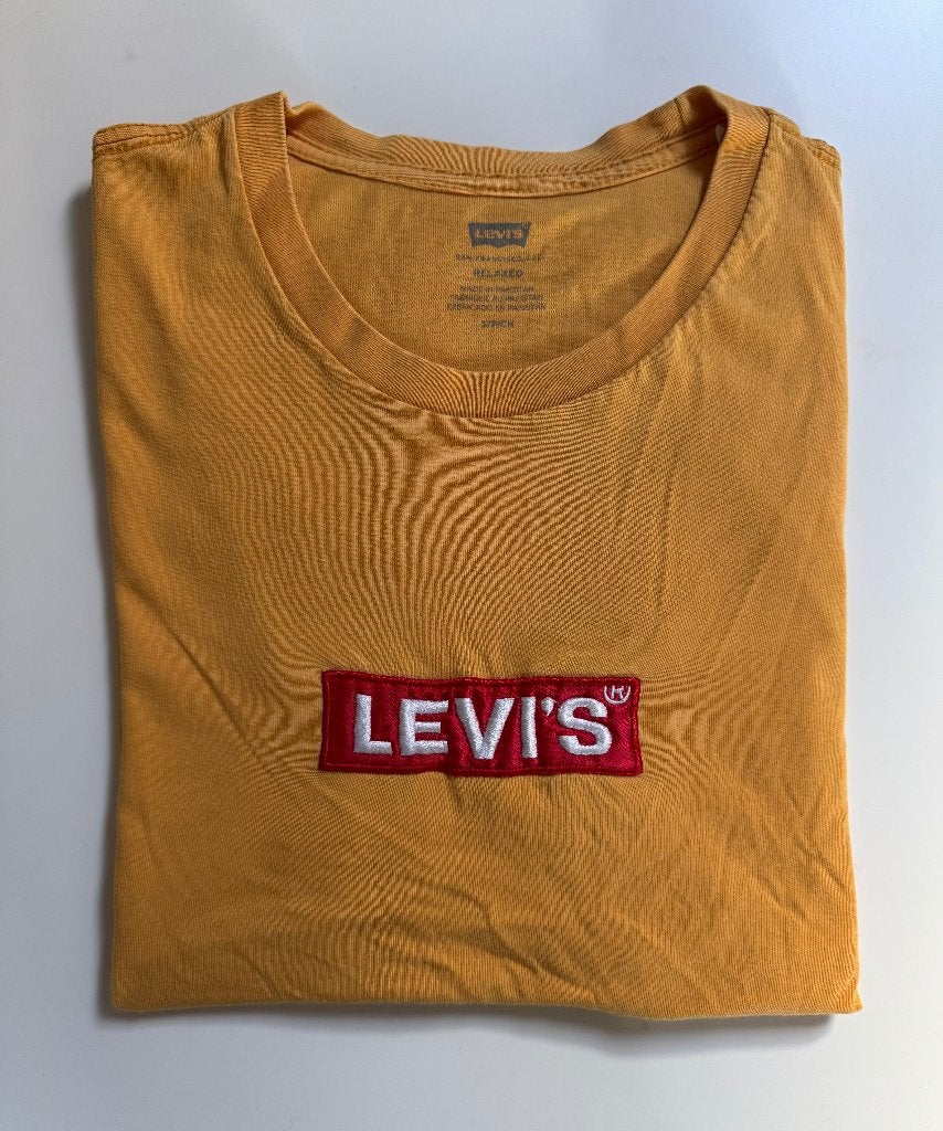 Levi's t-shirt relaxed fit geel maat S, Levi's, Geel, Ophalen of Verzenden, Gedragen