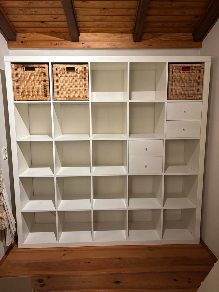 Kallax kast wit 182x182 cm ,5 manden, 2 ladeblokken, bureau, Ophalen, Zo goed als nieuw