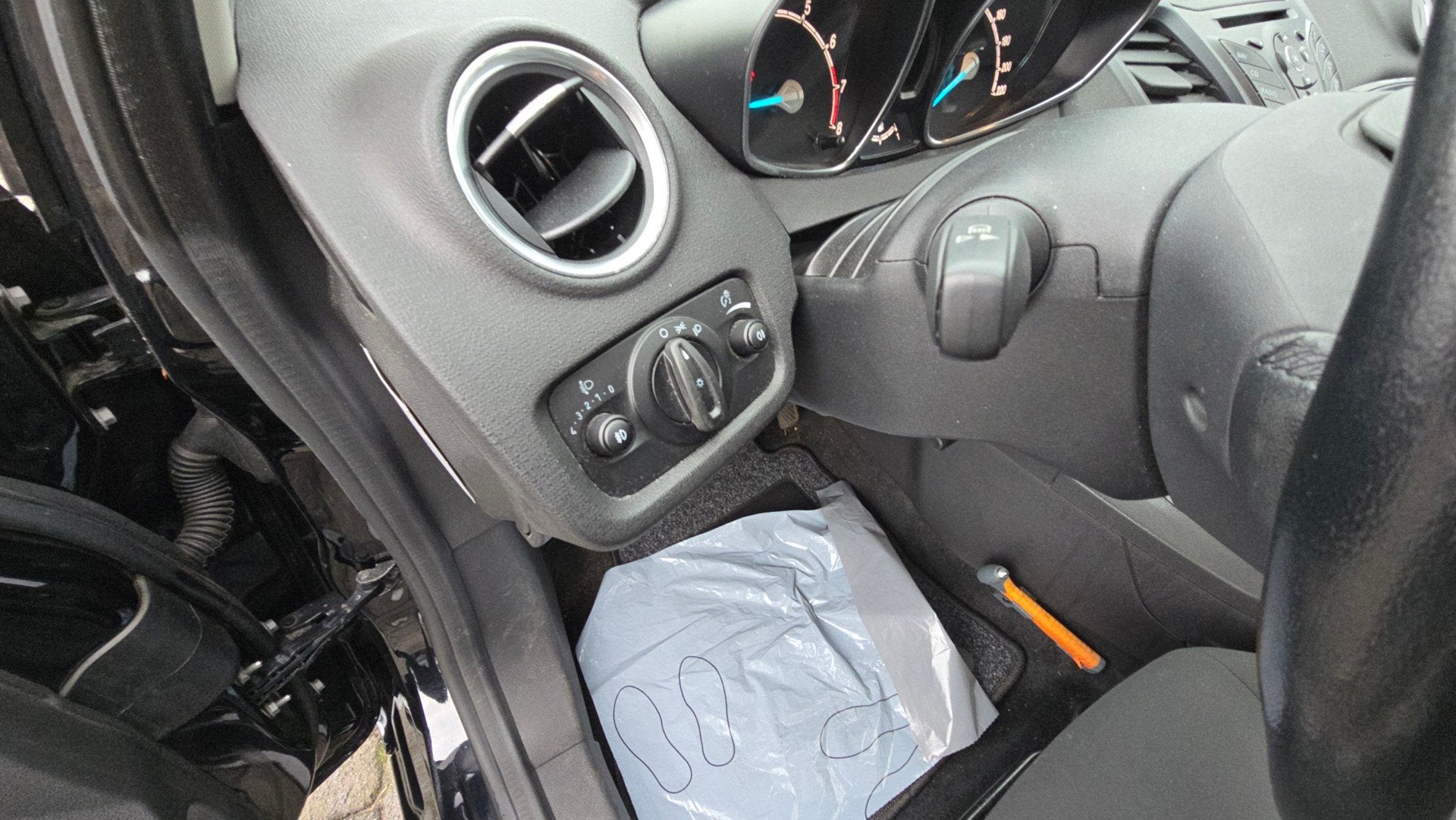 Foto 17 van Ford Fiesta 1.0 Style Ultimate